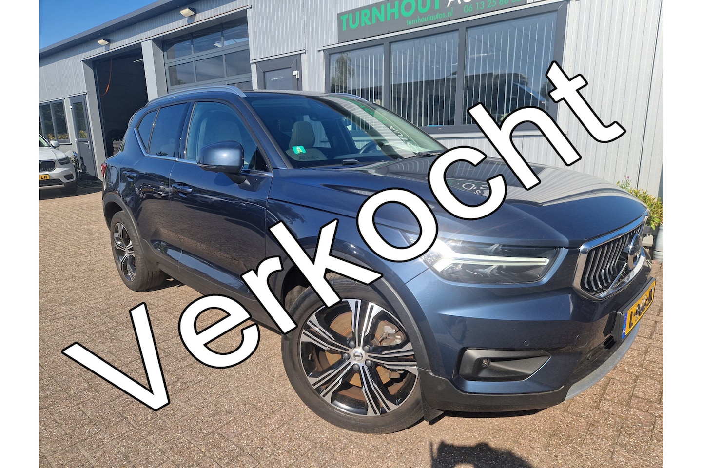 Volvo XC40 - 1.5 T5 Recharge Inscription Panoramadak | 360 Cam | Harman Kardon | LOUNGE Pack - AutoWereld.nl