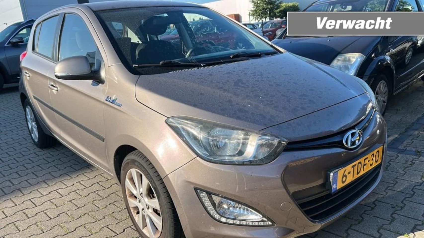 Hyundai i20 - 1.2i i-Deal 1.2I I-DEAL - AutoWereld.nl