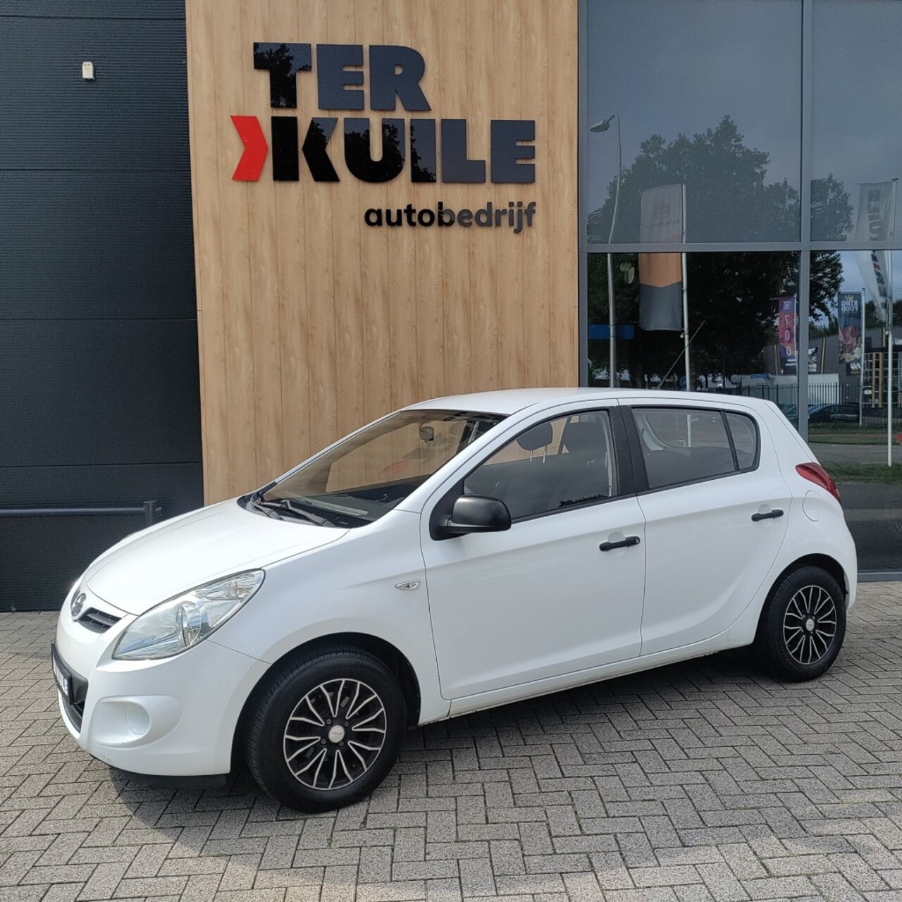 Hyundai i20 - 1.2I BUSINESS ED. 2011 - AutoWereld.nl