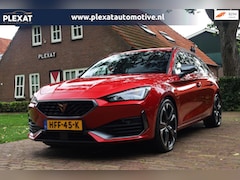 CUPRA Leon Sportstourer - 1.4 e-Hybrid 245 DSG. | FR Uitgevoerd | 19 Inch | Adap. Cruise | Full Led | Stuurwielverwa