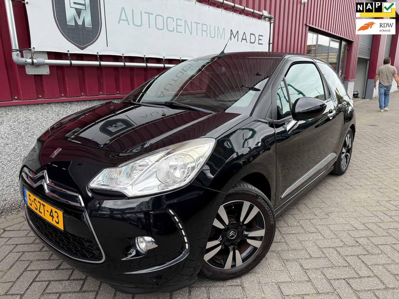 Citroën DS3 Cabrio - 1.2 VTi Chic // PDC // Navi // Clima // - AutoWereld.nl