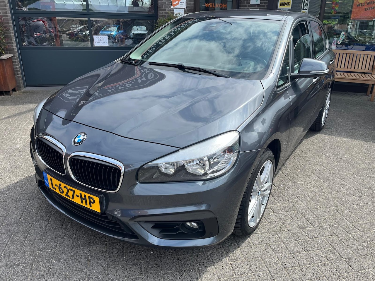 BMW 2-serie Active Tourer - (f45) 220i EXE 163pk automaat - AutoWereld.nl
