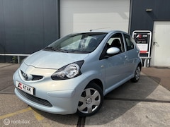 Toyota Aygo - 1.0-12V +