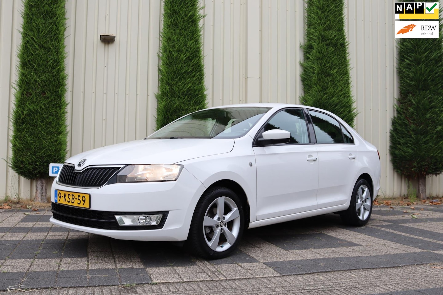 Skoda Rapid - 1.2 TSI Greentech Ambition Businessline Plus Climate Control , Navigatie, APK 07-07-2026 - AutoWereld.nl