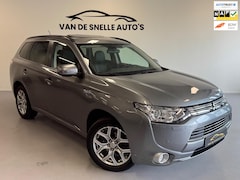 Mitsubishi Outlander - 2.0 PHEV Instyle DEALERONDERHOUDEN/PANO/CAMERA/BIXENON