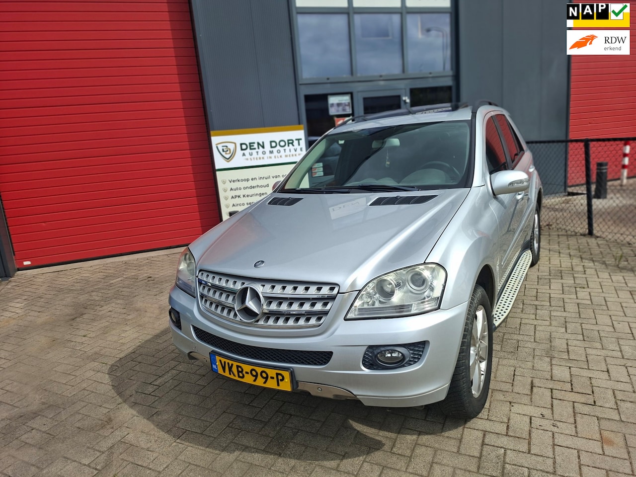 Mercedes-Benz M-klasse - 320 CDI Grijs-kent. YOUNGTIMER - AutoWereld.nl
