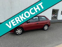 Mazda 323 - 1.5i P LX, '97, 205000 km, airco, trekhaak, inruilkoopje