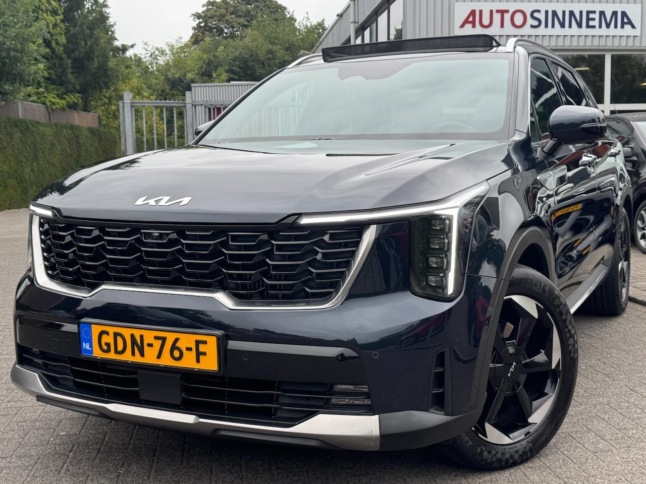 Kia Sorento - 1.6 T-GDi Plug-in Hybrid 4WD ExecutiveLine 7p. 1.6 T-GDi Plug-in Hybrid 4WD ExecutiveLine 7p. - AutoWereld.nl
