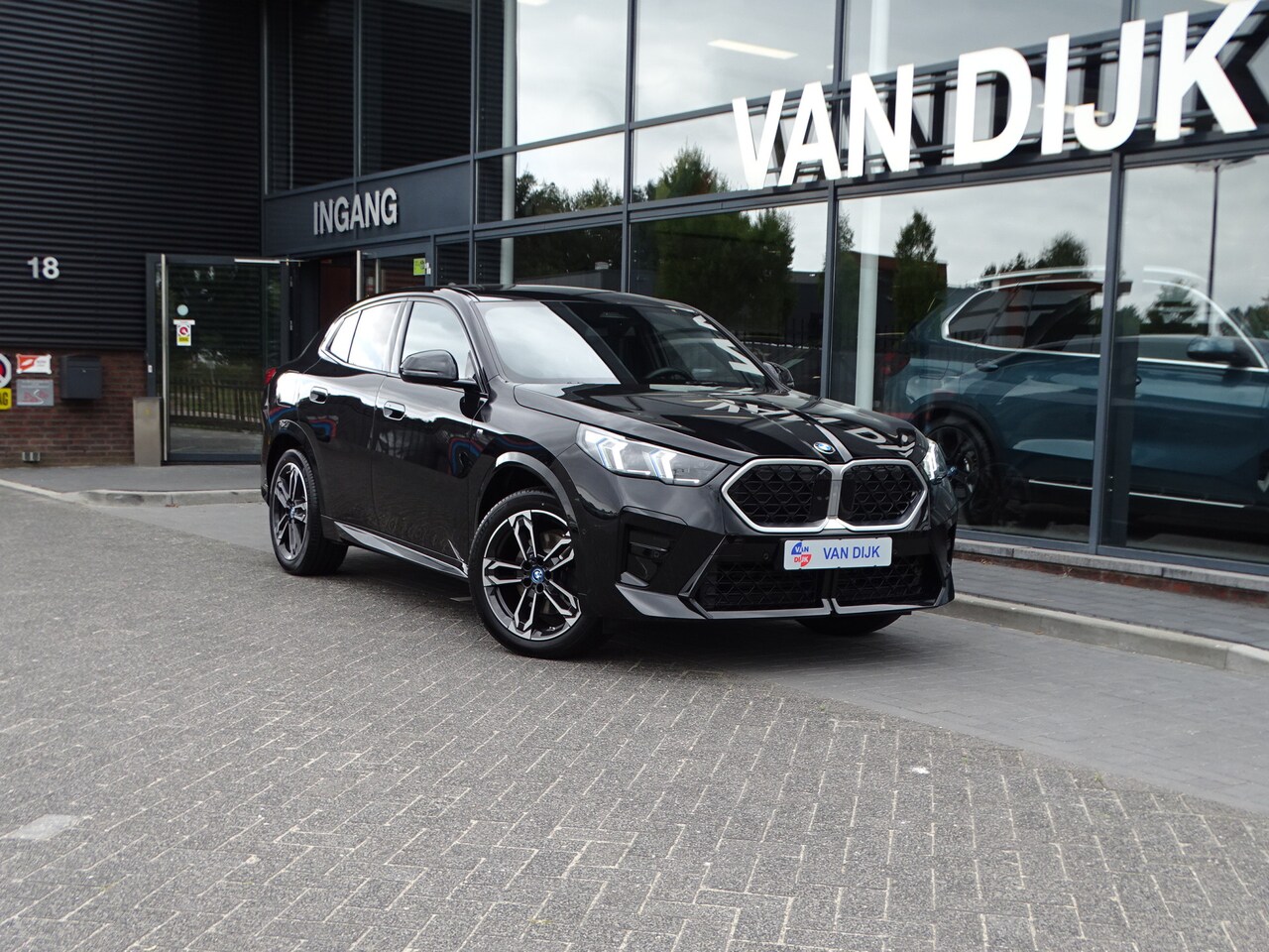 BMW X2 - sDrive20i M Sportpakket Elek.Trekhaak Comfort-Premium Pack Driv.Ass.Plus Harman-Kardon Ada - AutoWereld.nl
