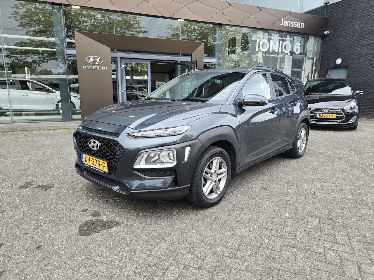 Hyundai Kona - 1.0T Essence 1e eig/trekhaak/navi - AutoWereld.nl
