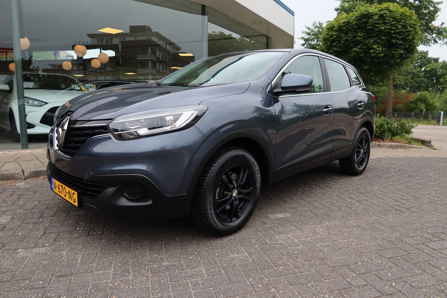 Renault Kadjar - 1.2 TCe Life 130PK Trekhaak I All-SEASON I 42dkm !! - AutoWereld.nl