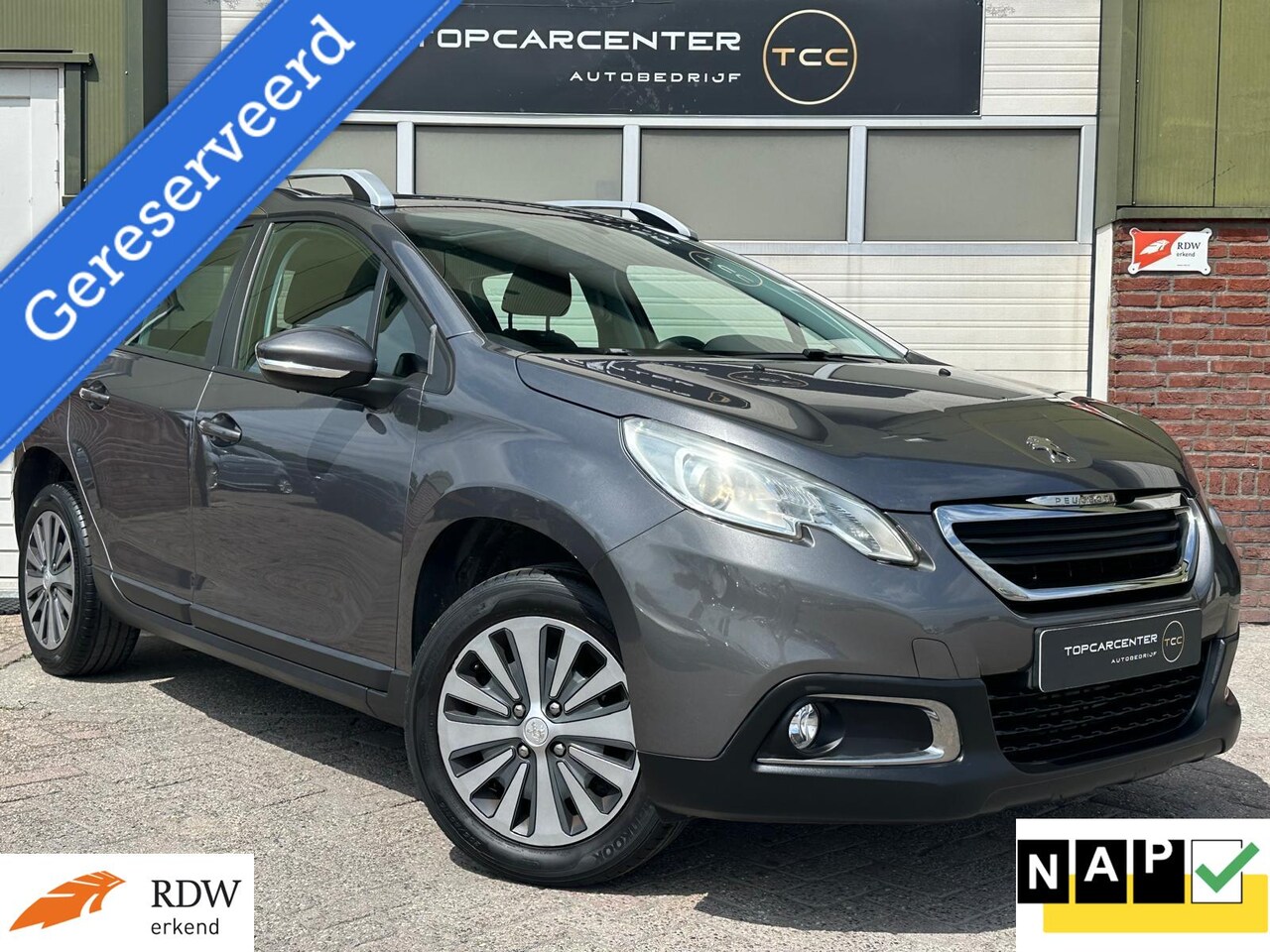 Peugeot 2008 - 1.2 VTi Active Pack Premium/PANO/TREKH/APK/NAP - AutoWereld.nl