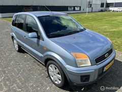 Ford Fusion - 1.6-16V Futura / APK / NAP / Airco / Trekhaak /