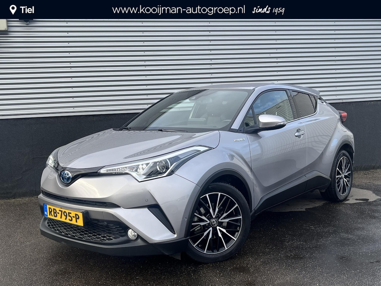 Toyota C-HR - 1.8 Hybrid Executive CVT-Automaat Navigatie, Stoelverwarming, Nieuw geleverd en dealeronde - AutoWereld.nl