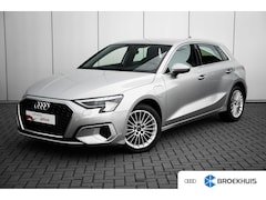 Audi A3 Sportback - 40 TFSI e Advanced edition 204pk AUTOMAAT Parkeersensoren Voor + Achter | LED koplampen |