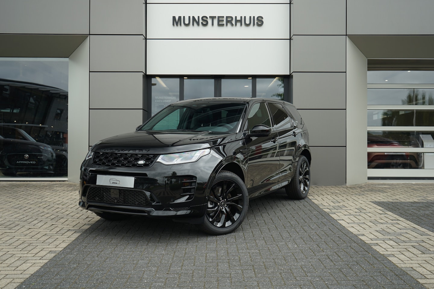Land Rover Discovery Sport - P270e PHEV Dynamic SE | Voorstoelen / Achterbank verwarmd | Panoramadak | - AutoWereld.nl