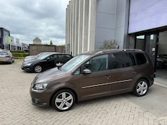 Volkswagen Touran - 1.4 TSI Highline Automaat VOL PANO LED NAVI INRUIL MOGELIJK