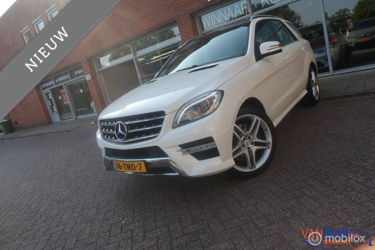 Mercedes-Benz M-klasse - 350 Edition 1 Pano Luchtvering AMG21 - AutoWereld.nl