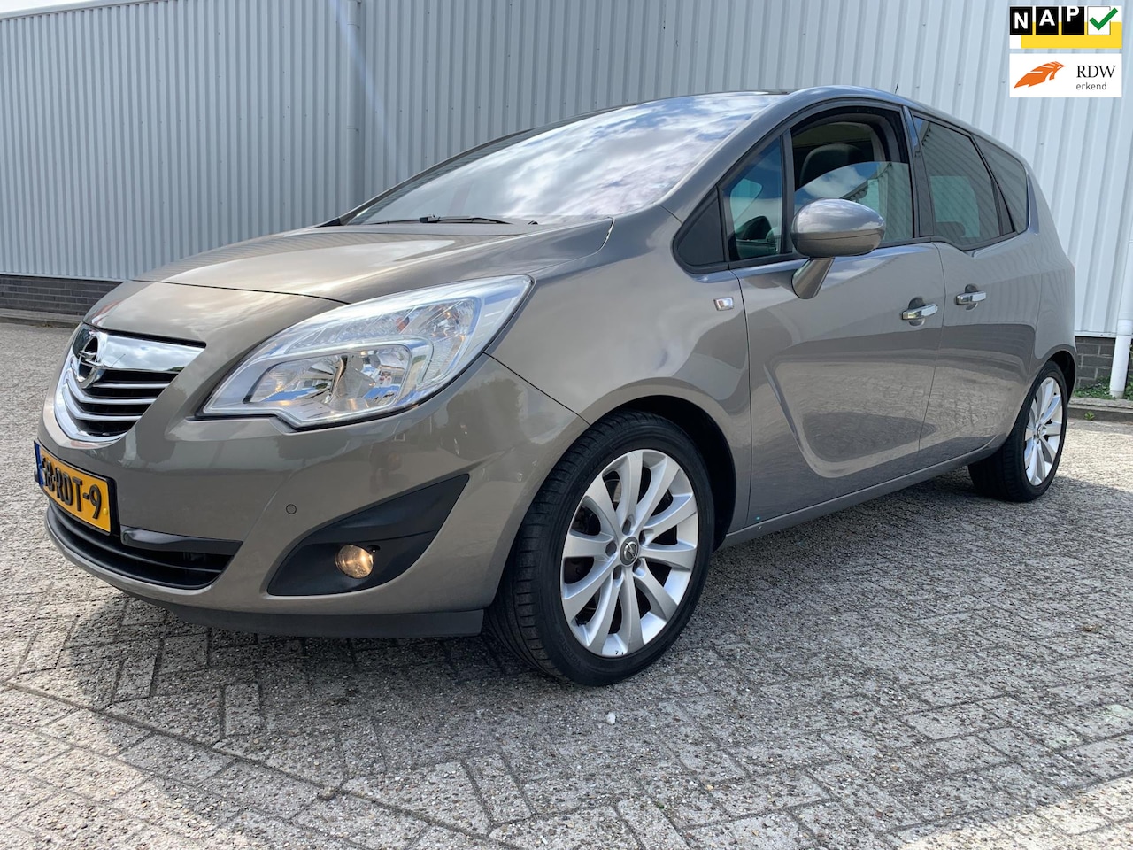 Opel Meriva - 1.4 Turbo Cosmo Panoramadak NL auto!! NAP - AutoWereld.nl