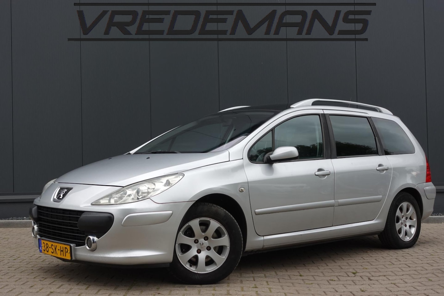 Peugeot 307 SW - 1.6-16V Pack 1.6-16V Pack - AutoWereld.nl