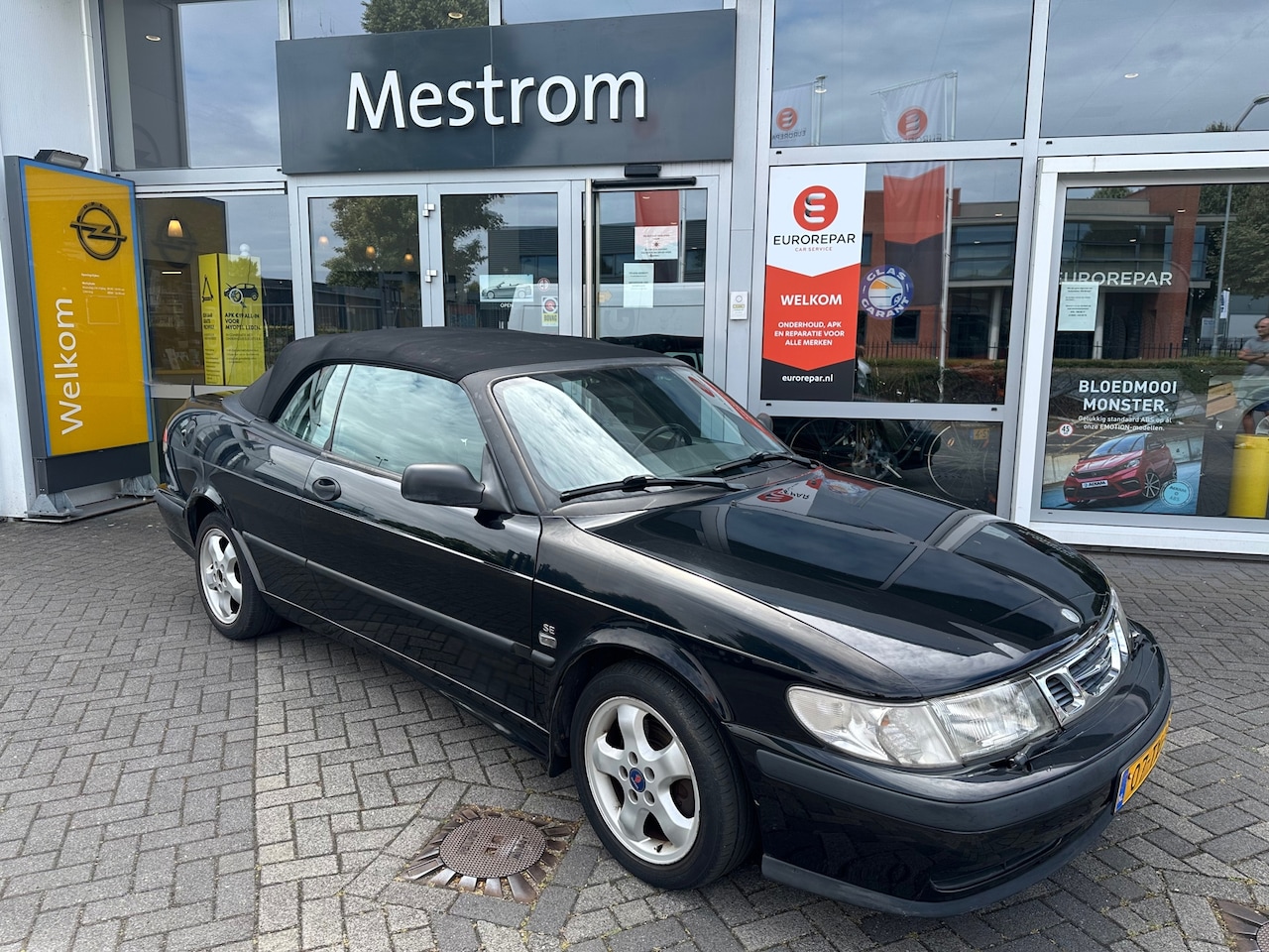 Saab 9-3 Cabrio - 2.0t SE Automaat, vol leer - AutoWereld.nl