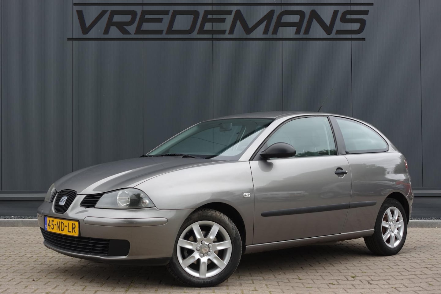 SEAT Ibiza - 1.4-16V Stella AUTOMAAT - AutoWereld.nl