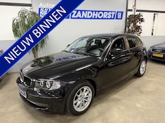 BMW 1-serie - 118i Business Line