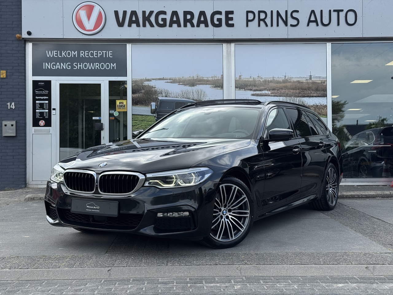 BMW 5-serie Touring - 530d xDrive High Executive M-Sport |PANO|360CAM|H/K SOUND|HUD|ADAPTIVE| 3118 - AutoWereld.nl