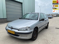 Peugeot 106 - 1.1 XTX stuurbekrachtiging