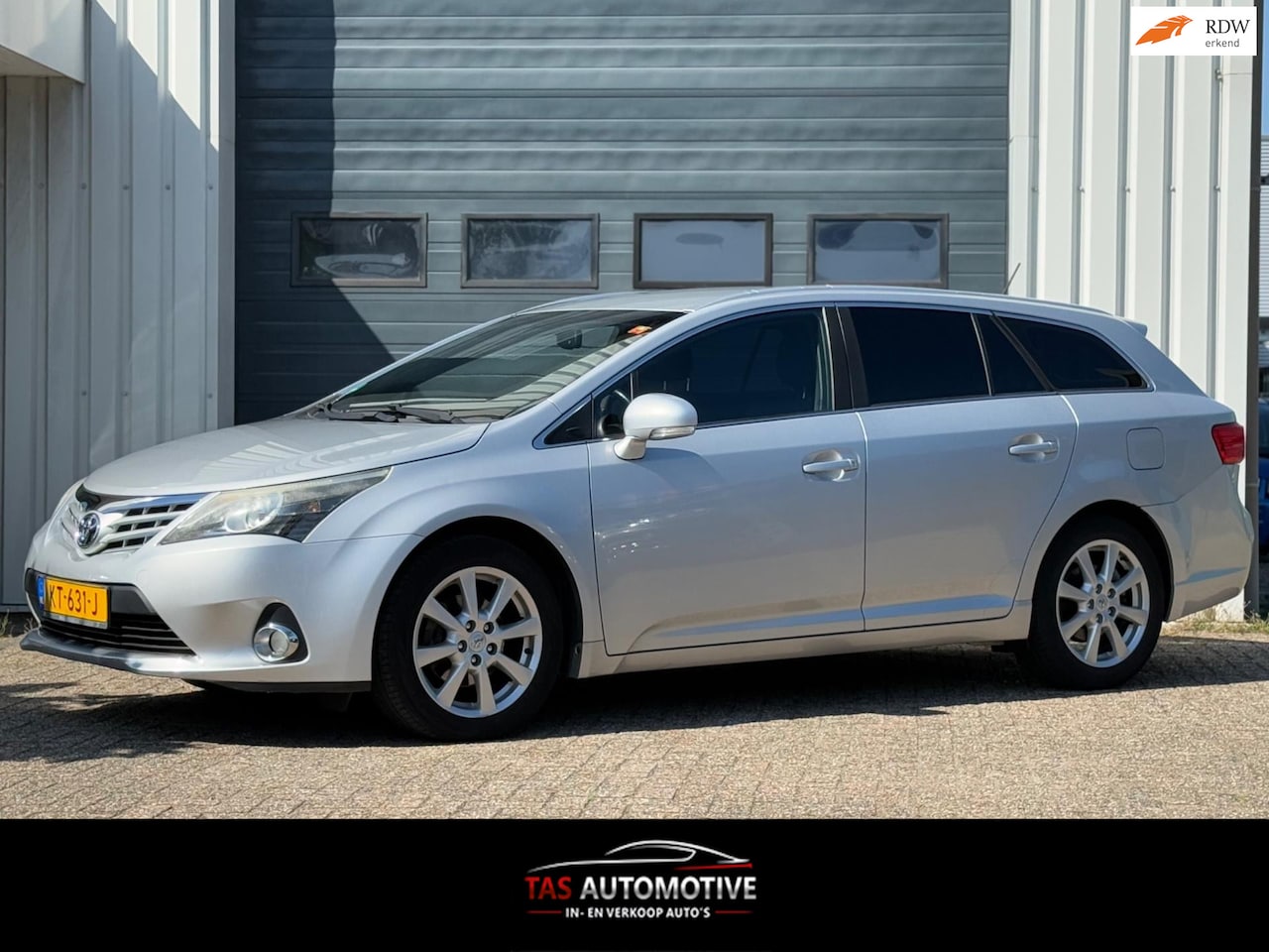 Toyota Avensis Wagon - 1.8 VVTi Business CLIMA / CRUISE / APK - AutoWereld.nl