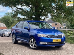 Skoda Rapid - 1.2 TSI Greentech Elegance Businessline | Cruise + Clima nu € 4.450,