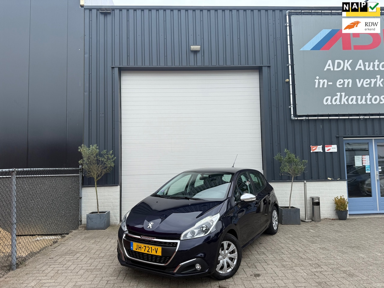 Peugeot 208 - 1.2 PureTech Blue Lion NAVI/AIRCO/CRUISE/TREKHAAK/PDC - AutoWereld.nl