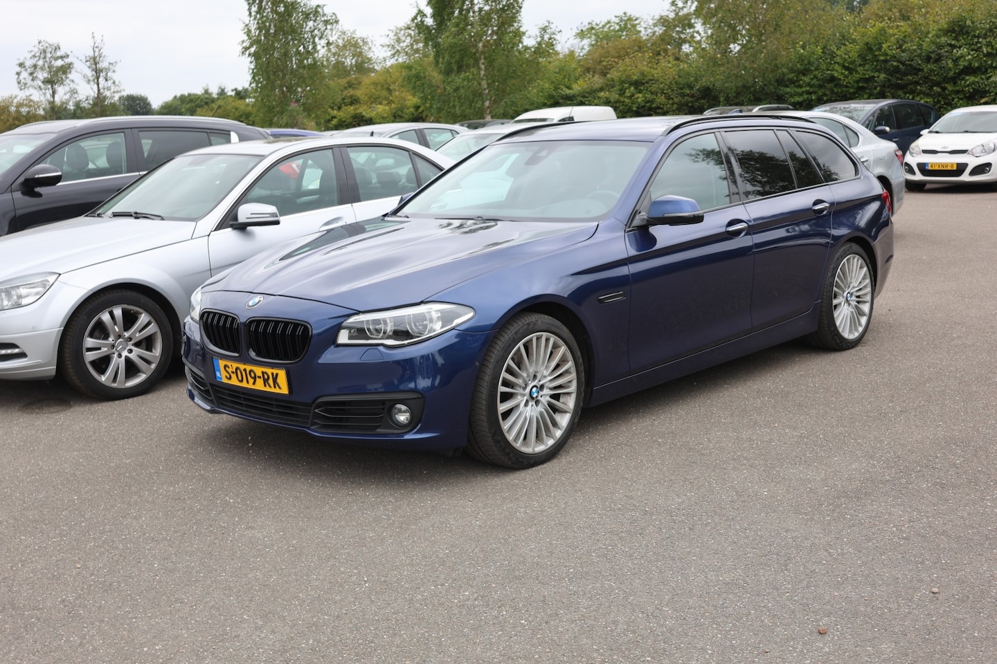 BMW 5-serie Touring - 535i M Sport Edition High Executive, Fantastische 6 Cilinder Automaat, Meesturend achterwi - AutoWereld.nl
