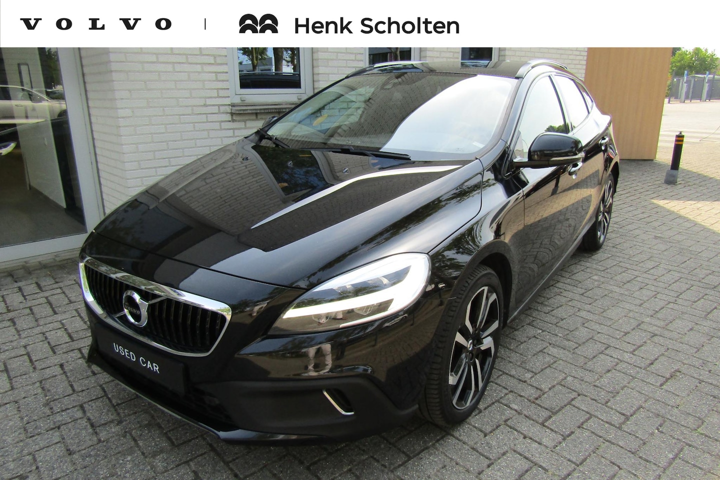 Volvo V40 Cross Country - T3 Automaat Polar+ Luxury | Panoramadak | Verwarmde voorstoelen | Extra getint glas | Keyl - AutoWereld.nl