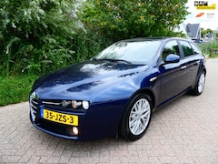 Alfa Romeo 159 Sportwagon - 1.7 T Distinctive 200pk Clima Leder Trekhaak 1500kg