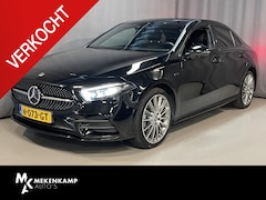Mercedes-Benz A-klasse - 250 e Premium 19"/Dodehoek/Camera/Sfeerverlichting/Stoelverwarming/Apple Carplay& Android