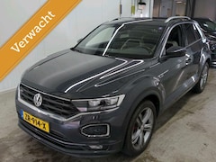 Volkswagen T-Roc - 1.5 TSI Sport Business R