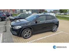 Mercedes-Benz GLA-Klasse - 200 Progressive Camera | Stoelverwarming | AMG Styling | Elek. Achterklep | Parkeersensore