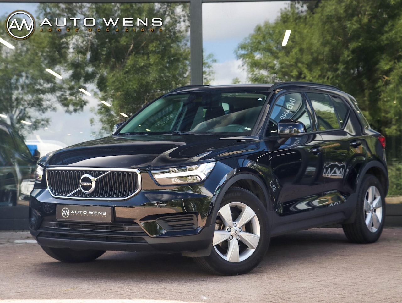 Volvo XC40 - 1.5 T3 Momentum Pro 163PK | Trekhaak | Navigatie | Camera - AutoWereld.nl