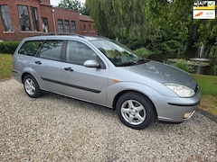Ford Focus Wagon - 1.6-16V Centennial Airco, Trekhaak, APK 14-08-2026 4 Nieuwe banden, Distributsie reeds ver