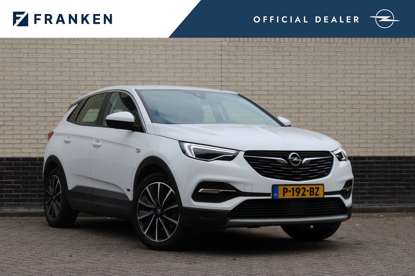 Opel Grandland X - 1.6 Turbo 300PK Hybrid4 Innovation | Trekhaak | Led | AGR | Navigatie - AutoWereld.nl