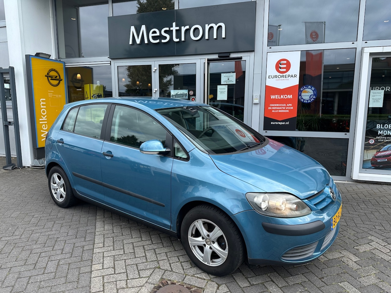 Volkswagen Golf Plus - 1.6 FSI Comfortline Business 1.6 FSI Comfortline Business, trekhaak, nieuwe APK - AutoWereld.nl