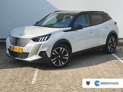 Peugeot e-2008 - EV GT 50 kWh | Achterbank in delen neerklapbaar | Achteruitrijcamera | Airco (automatisch)