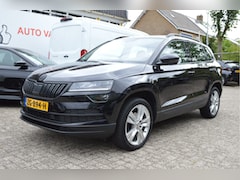 Skoda Karoq - 1.5 TSI Autom. Style Busn. Nap / Canton audio / Apple, android / Led kopl. / Clima