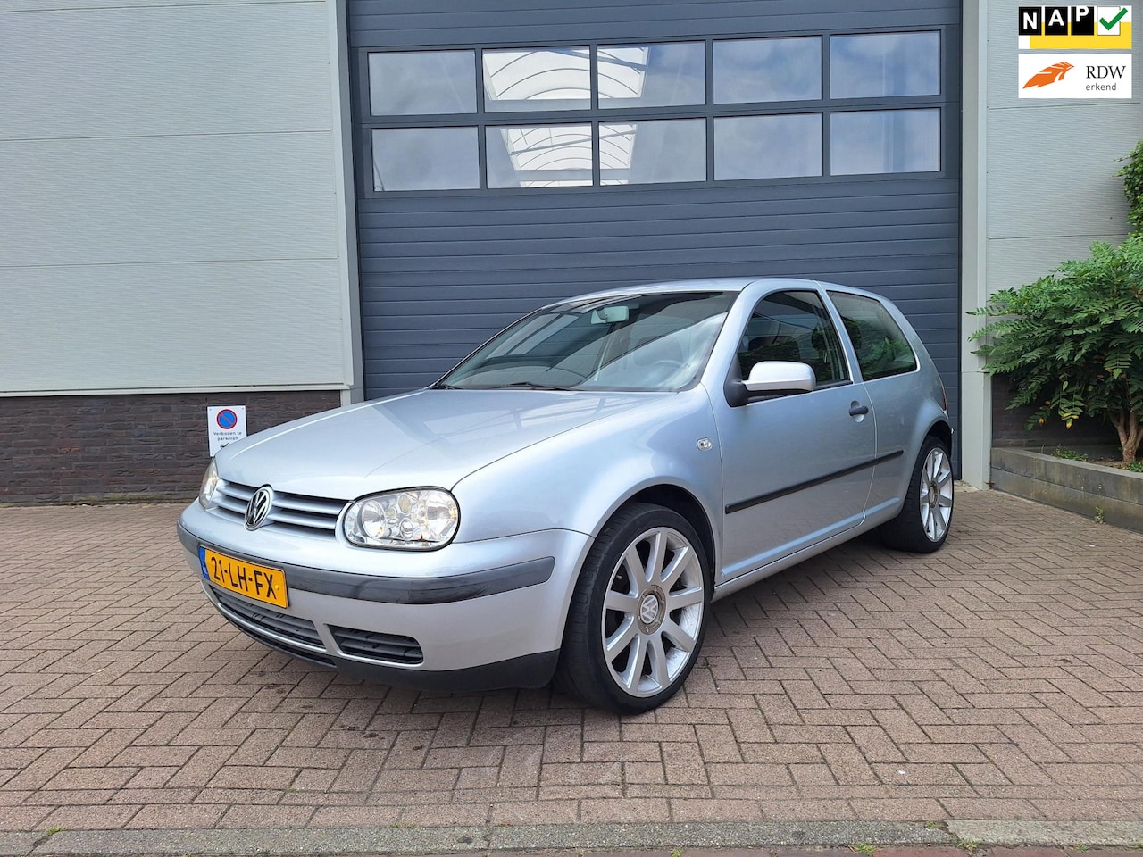 Volkswagen Golf - | 1.6-16V | Airco | Leuke kilometerstand | - AutoWereld.nl