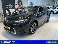 Lexus UX - 250h Business Line | Fabrieksnavigatie | Parkeersensoren voor - en achter |
