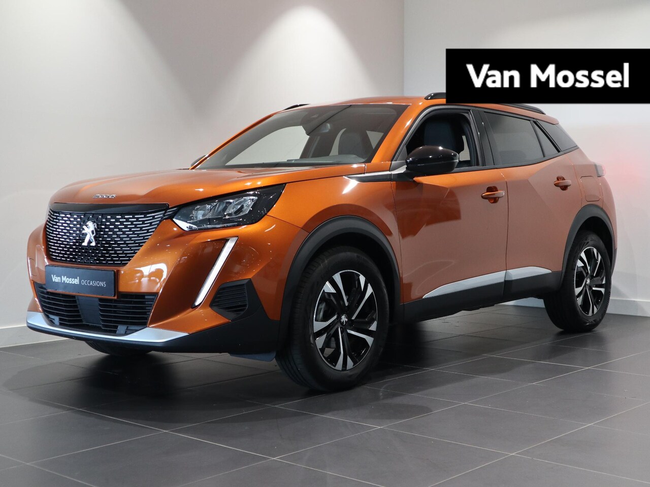 Peugeot 2008 - Allure - CAMERA - NAVIGATIE - SLECHTS 5.800 KM!! - AutoWereld.nl