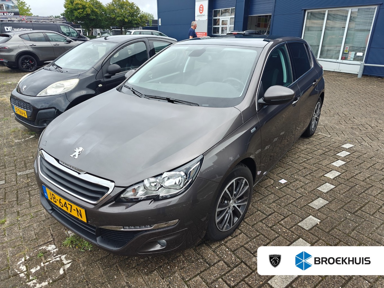 Peugeot 308 - 1.2 PureTech Style Dealer onderhouden | 1e eigenaar | Achteruitrijcamera standaard | Afnee - AutoWereld.nl