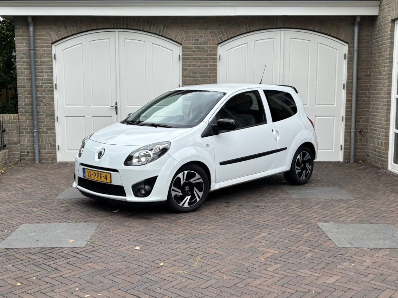 Renault Twingo - 1.2-16V Collection Sportieve auto - AutoWereld.nl