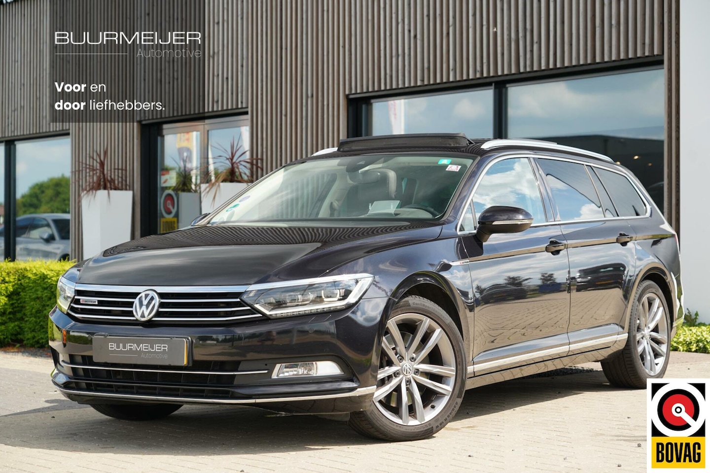 Volkswagen Passat Variant - 2.0 TSI 4Motion Highline Business R - Dealer onderhouden - Panoramisch schuif/kanteldak - - AutoWereld.nl